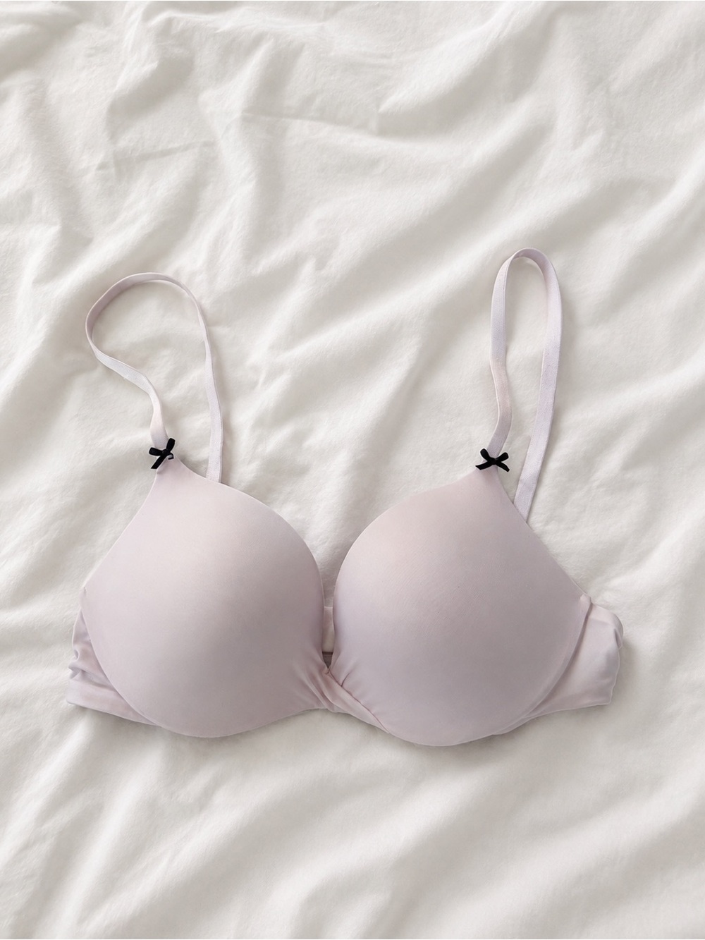 Victoria's Secret Pale Lavender T-shirt Bra with Black Bow